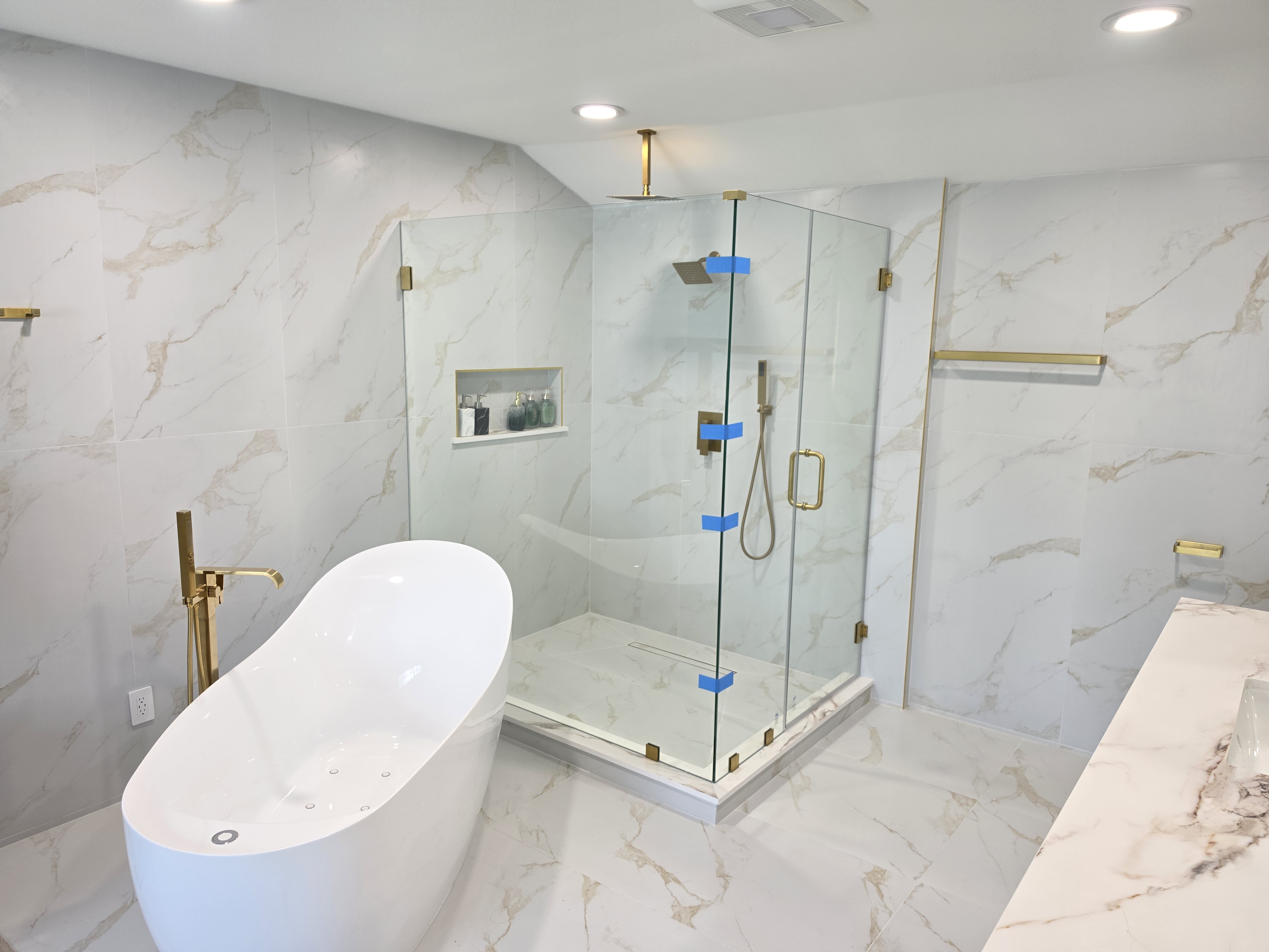 NIRVANA - L Shape Shower Door